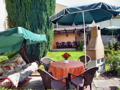 Apartamento Ferienhaus Und Ferienwohnung B�ttner
