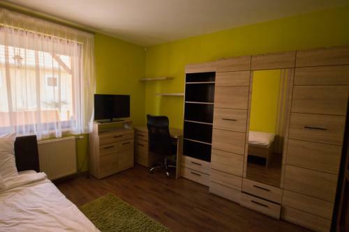 Hostal Bar�tkoz� Vend�gh�z