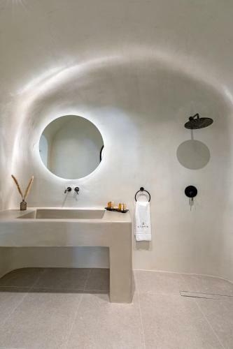 Utopia Villas Santorini