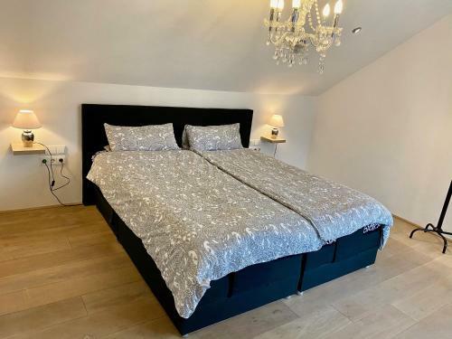 Apartamento Luxuri�ses Studio Im Zentrum, Balkon, Kamin, Klima