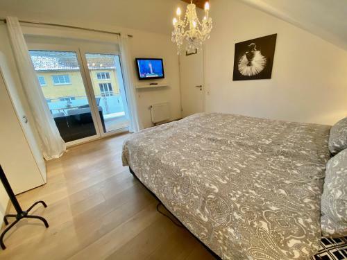 Apartamento Luxuri�ses Studio Im Zentrum, Balkon, Kamin, Klima