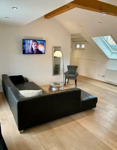 Apartamento Luxuri�ses Studio Im Zentrum, Balkon, Kamin, Klima