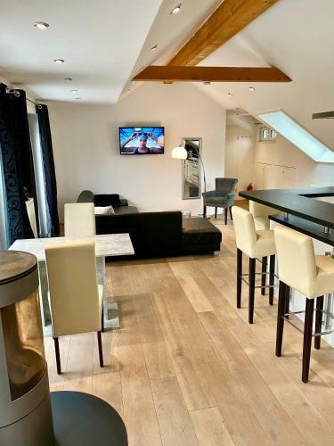 Apartamento Luxuri�ses Studio Im Zentrum, Balkon, Kamin, Klima