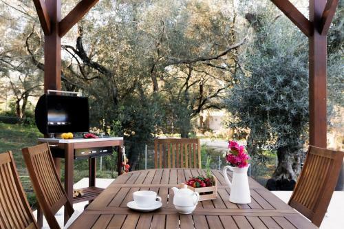 Villa Breeze & Villa Coco By Konnect, Avlaki Beach