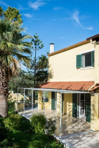 Apollon Apartments