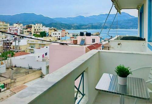 Apartamento Lilis Apt In Center With Sea View