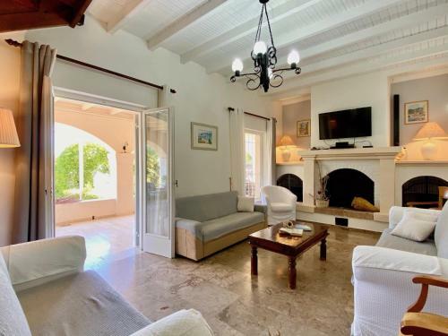 Beach Villa Petros With Private Pool