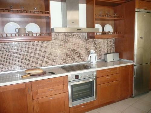 Villa Petrino - Central Flat Location Within Kassiopi. Sleeps 8