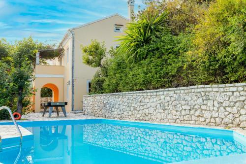 Loadstar Villas
