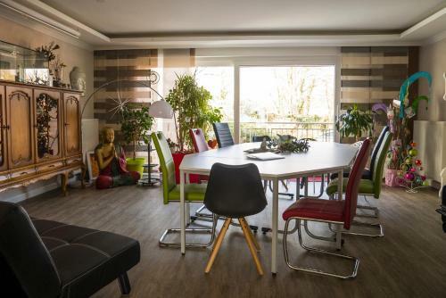Villa Dragona Dufti-kuss G�stehaus Im Herzen Von Rees