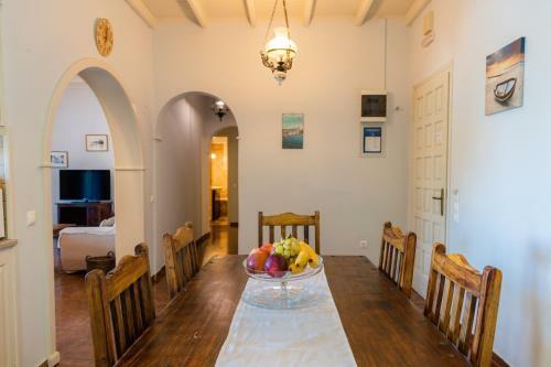 Villa Dimitris - Just 600 Meters Away From The Beach!!!