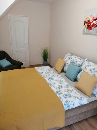 Bogl�rka Apartman