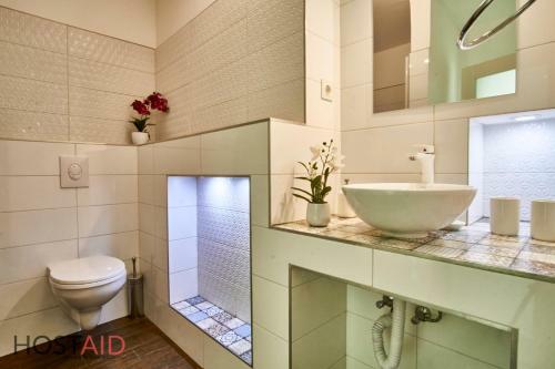 Miksz�th Apartments
