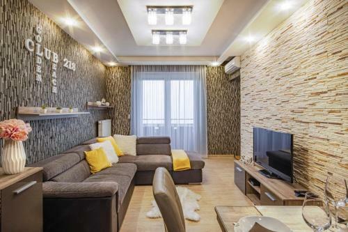 Mf Club 218 Golden Beach Wellness Apartment