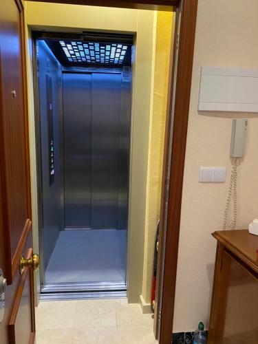 Rooms Apartment With Coffee Machine - Jacuzzi - Garden And Bbq Zone