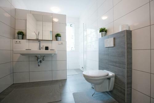 Apartment By Janzen E
