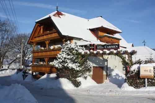 Hostal Cafe & Pension Carmen