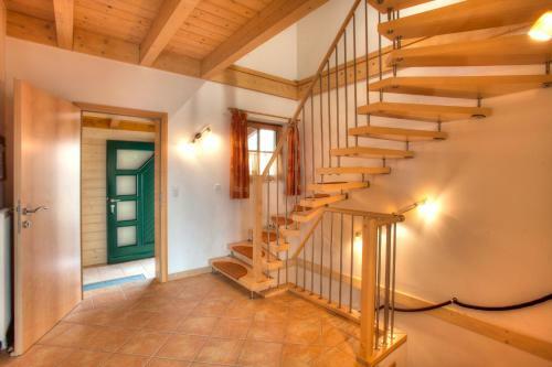 Wellnessh�user Mit Seeblick - Panoramablick