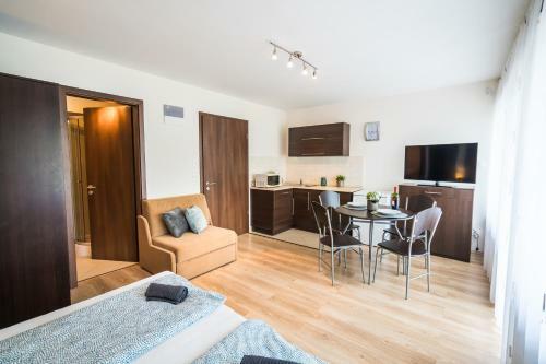 Siesta Sziget - Panor�m�s Balatonparti Apartmanok