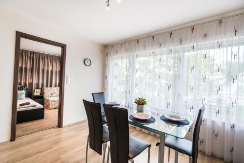 Siesta Sziget - Panor�m�s Balatonparti Apartmanok