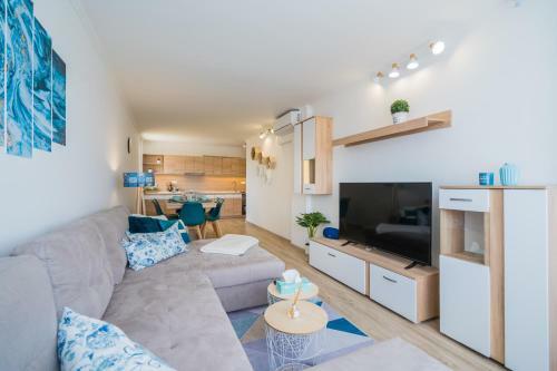 Mf Silverhome 402 Apartment