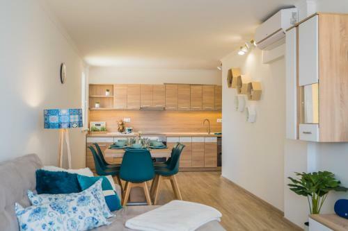 Mf Silverhome 402 Apartment