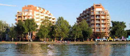 Eda Beach Galerius Apartman
