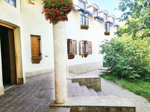 The Emerald Villa