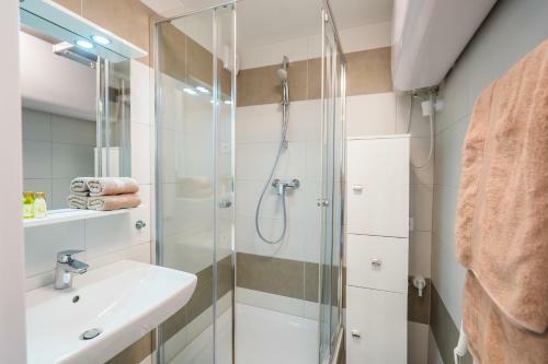 Cadet 505 - Panor�m�s Balaton-parti Apartman