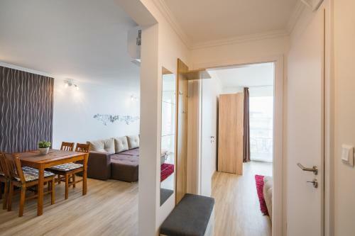 Cadet 505 - Panor�m�s Balaton-parti Apartman