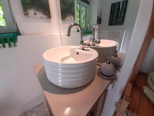 Apartamento Charming Holiday Home In Roes With A Balcony