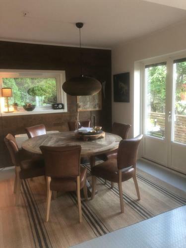 Apartamento Aid Og Svein? S Sentrumsn�re Panorama Hjem