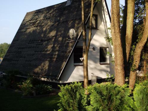 Ferienhaus Auf Gro�em Wassergrundst�ck Mit Kamin