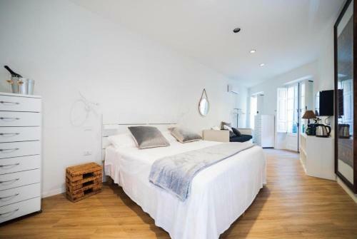 Hostal Domus Karalis Y