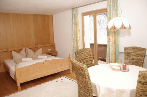 Apartamentos Wohlf�hlpension Tirolerhof