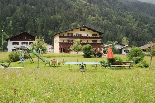 Apartamentos Wohlf�hlpension Tirolerhof