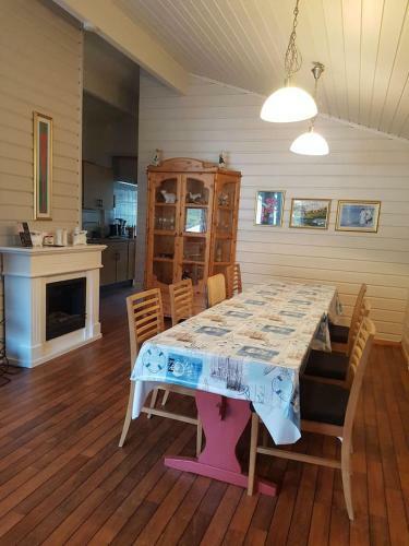 Lyngsalpan Cruise Lodge - R�dtinden