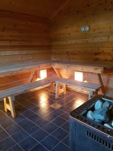 Lyngsalpan Cruise Lodge - R�dtinden