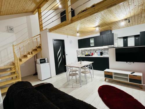 Reny's Studio Apartments