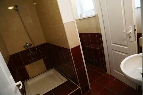 Hostal Apartm�nov� Dom Fl�ra