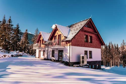 Lodge Mm Lucky Apartments