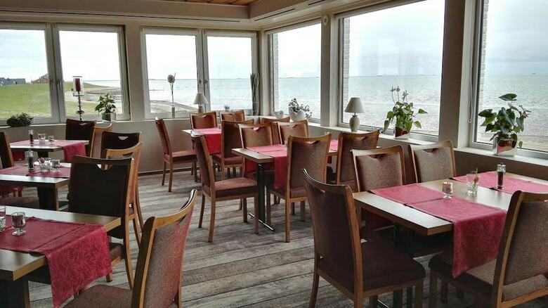 Strandhotel Dageb�ll