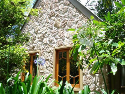 Lodge Witches Falls Cottages