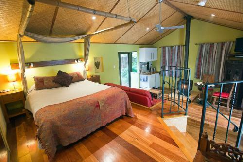 Lodge Witches Falls Cottages
