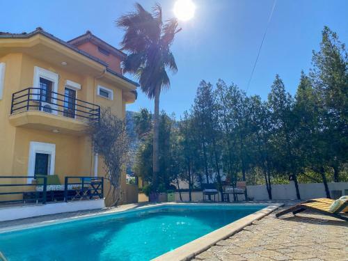 Villa Serendip - 4 Bed 2 Bath With Private Pool
