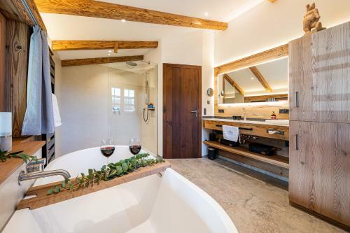 Alm-chalets-samerberg