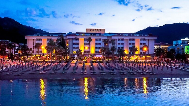 Hotel Faros Premium Beach