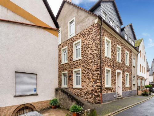 Comfortable Apartment In Ediger-eller Eifel Near Town Centre
