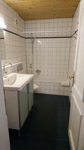 Kmh Apartment