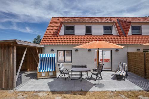 "strand" - Haus Hartwig